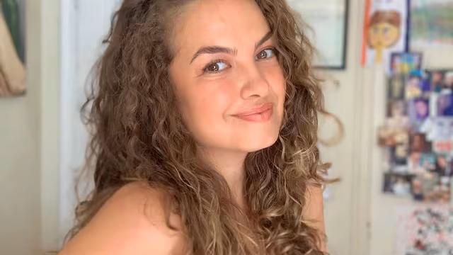 Lua Blanco como Roberta Messi en la versión brasileña de Rebelde.`